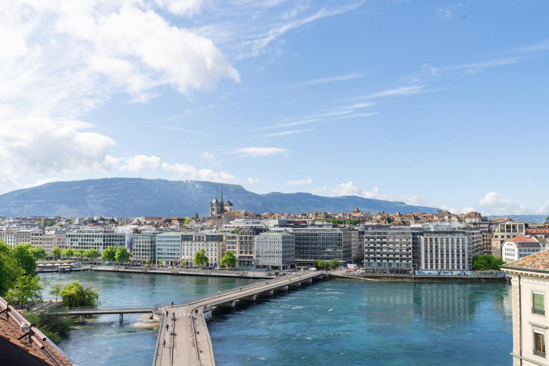 Four Seasons Hotel Des Bergues Geneva Exterior photo