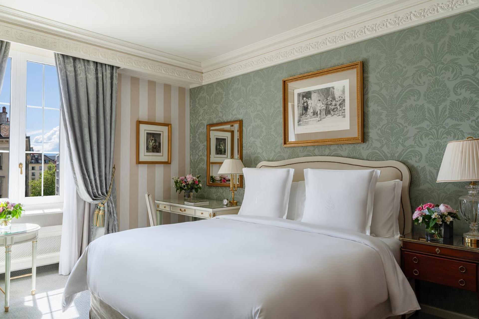 Four Seasons Hotel Des Bergues Geneva Room photo